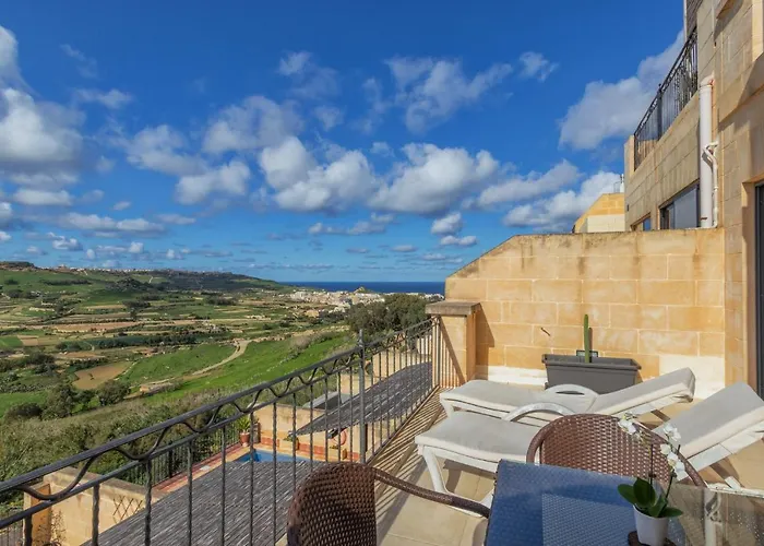 Сasa de vacaciones Ghajn Damma *